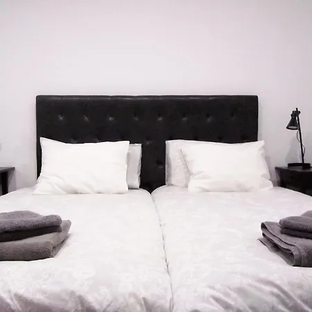 Apartment Bairro Alto From *